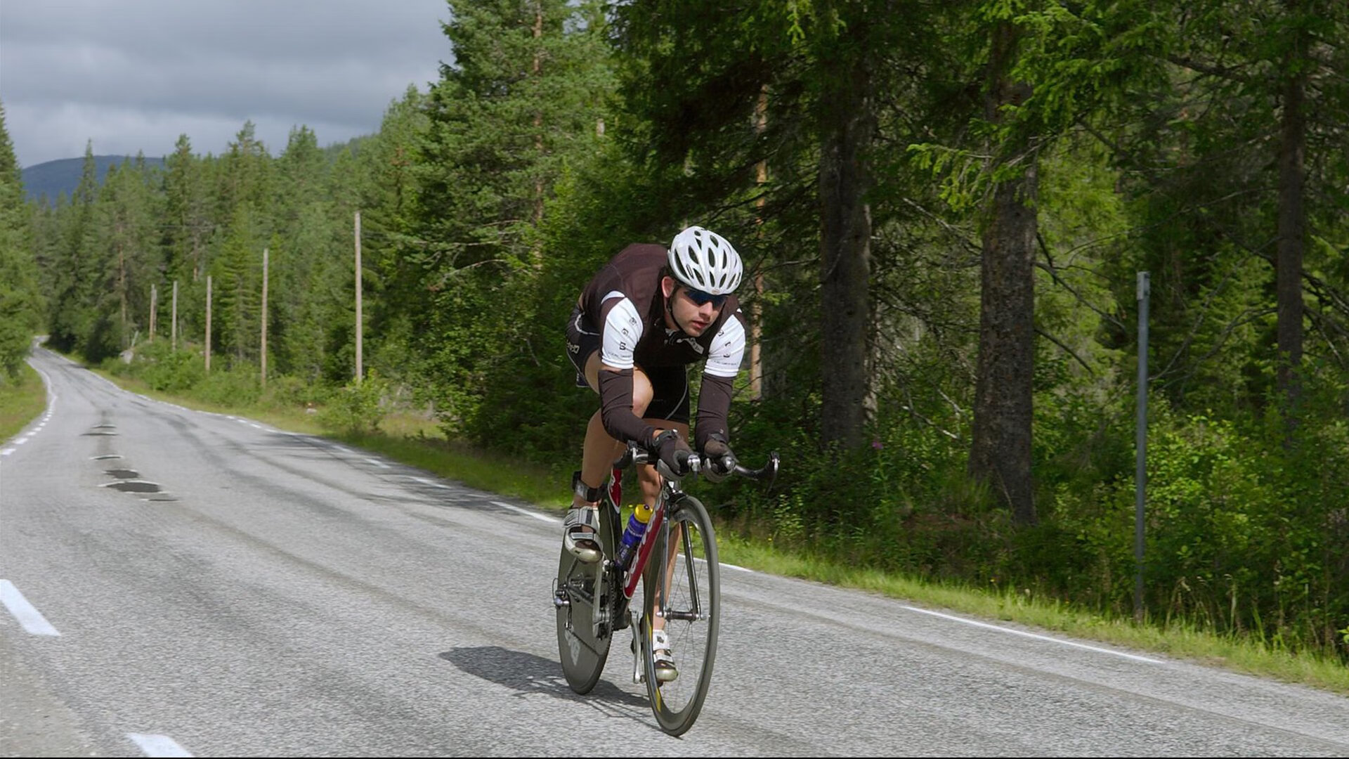 开云网址入口-“战术大比拼：幕后策略的终极角逐”