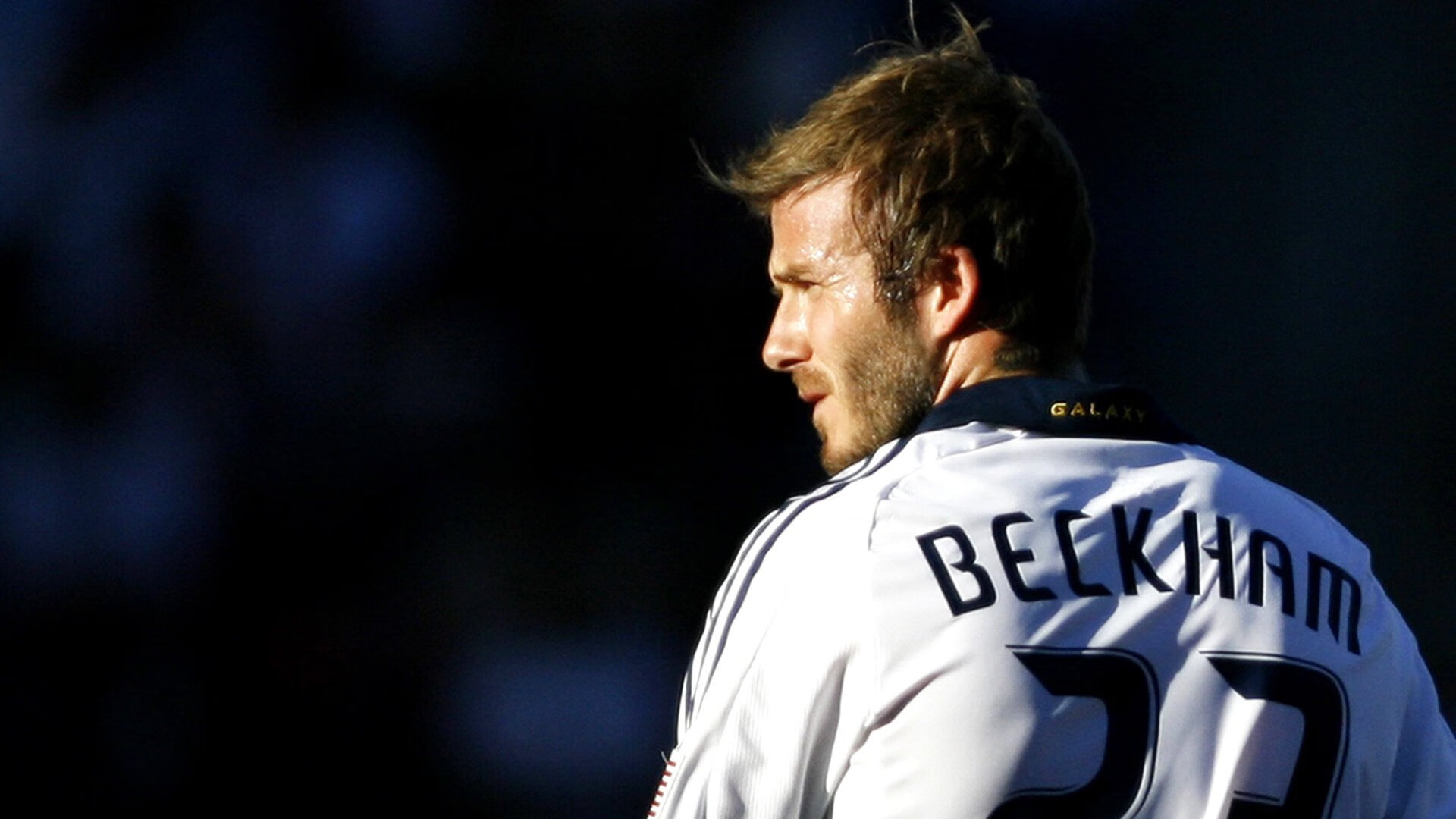 开云电竞账号入口-天才少年台球赛场初露锋芒，天才少女台球电影名